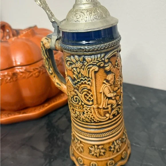 Vintage MAPSA Ceramic Beer Stein with Lid - Picture 3 of 5